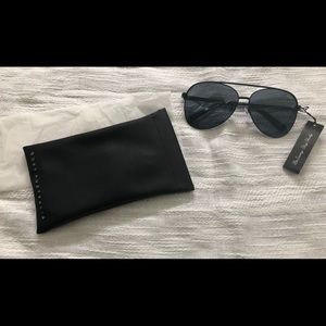 Quay Australia Accessories - NWT QUAY AUSTRALIA Oversized Aviator Sunnies☀️☀️ Quay Australia Accessories - NWT QUAY AUSTRALIA Oversized Aviator Sunnies☀️☀️